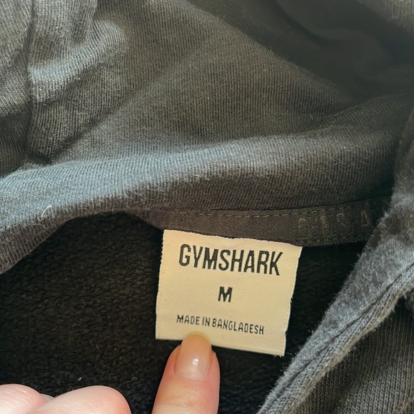 gym shark crest hoodie - Picture 3 of 5